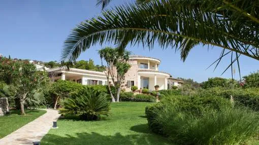 Country Estate with sea views near Porto Colom Country Estate with sea views near Porto Colom